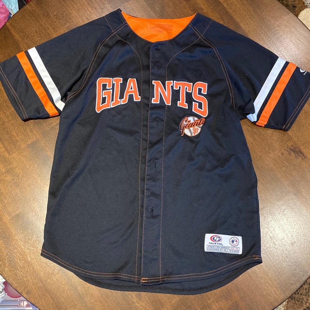 Kids giants button up jersey